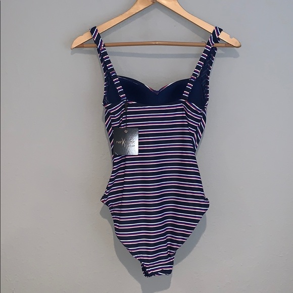 NWT Nip Tuck Swimsuit - Picture 3 of 8